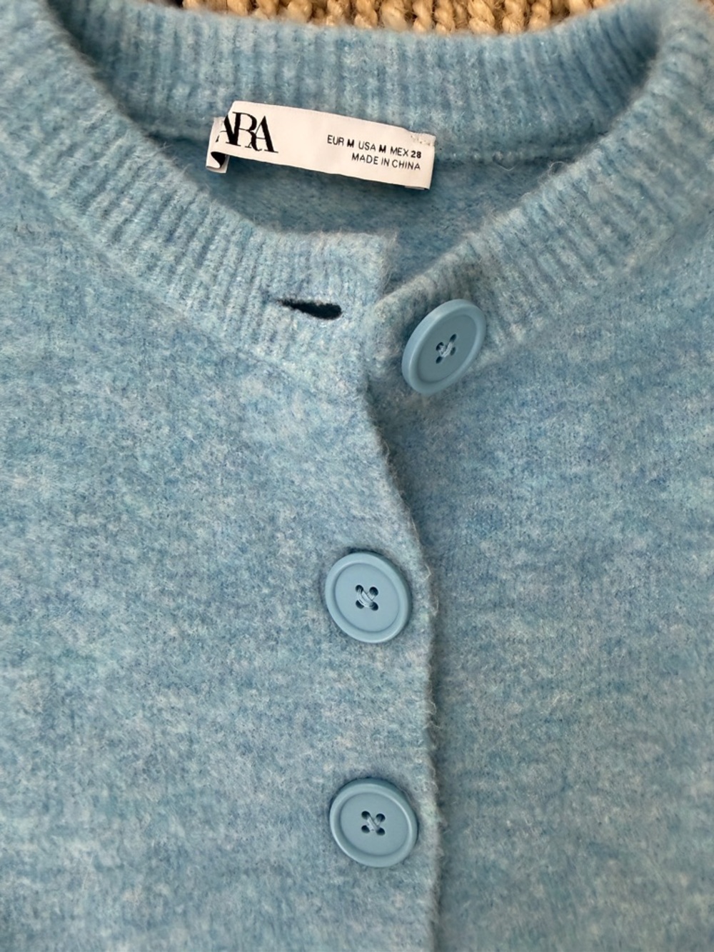 Zara Soft Knit Cropped Cardigan. Blue, Size Medium. EUC. - Picture 4 of 5